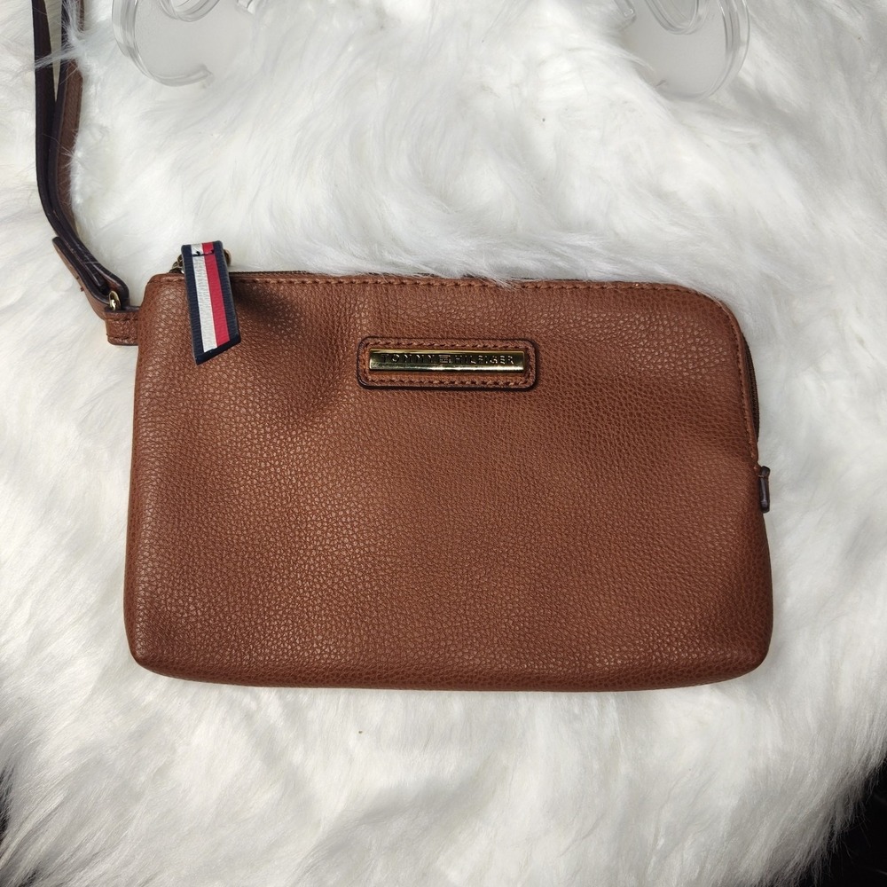 Women's Tommy‎ Hilfiger Wallet, Brown Wristlet Wallet